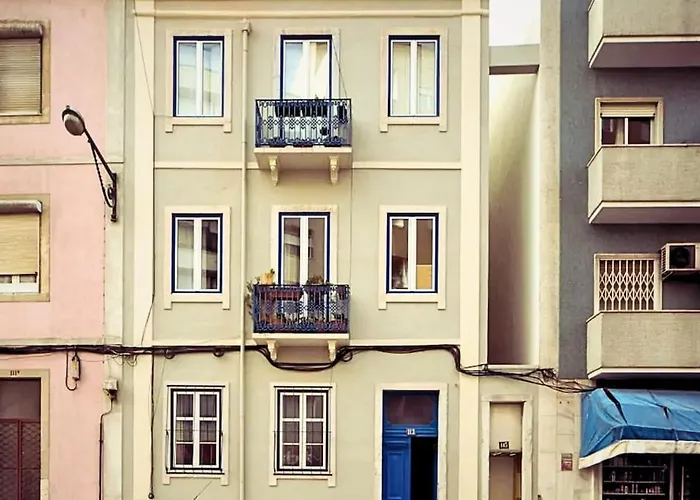 View With Rooftop Apartman Lisboa